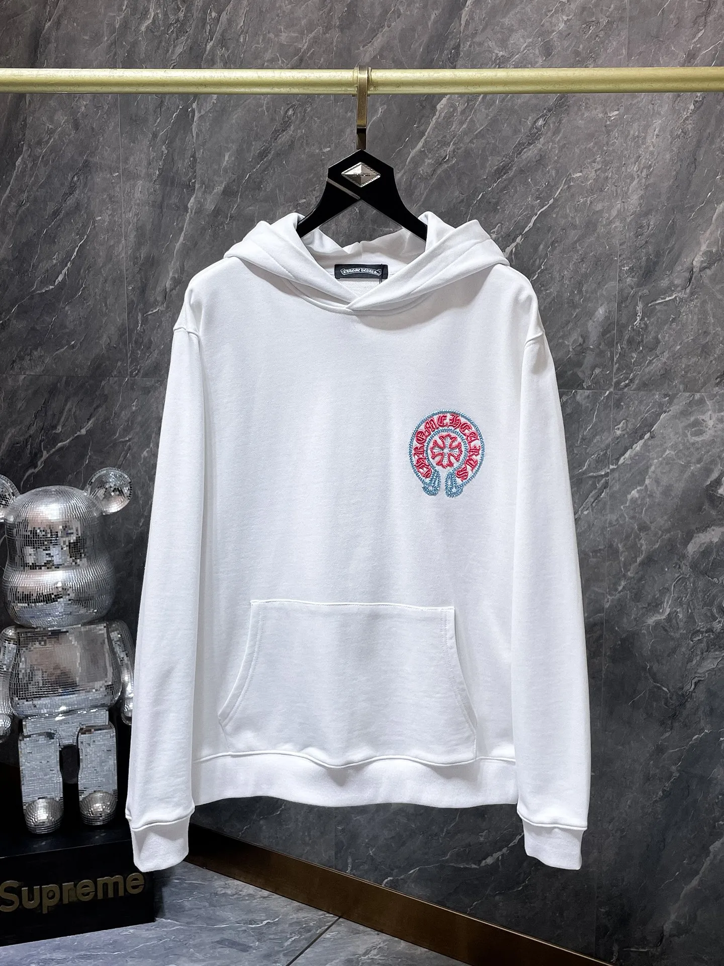 P270 Chrome Hearts Autumn and Winter 2025 Counter Synchronization Chrome Horseshoe Sanskrit Cross Embroidery Hooded Sweatshirt Vacuum Embroidery Method! Heavy embroidery! ! ! Tens of thousands of needles! ! Improved customized version of 1:1 high-gram weight high-quality fabric Recommended color: white black code number: S, M, L, XL